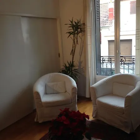 Appartement Comme Une Petite Maison Malakoff Esterno foto